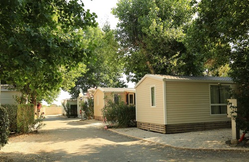 Le Grau-dʼAgde Cottage | Friendly campsite near the popular seaside resort of Le Cap d'Agde