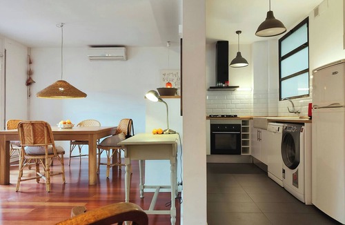 La Nova Esquerra de l'Eixample Apartment | FS2 - Spacious 2 bedroom. Sarrià - Hospital Clinic