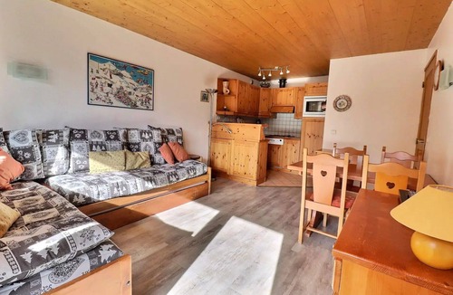 Meribel-Mottaret Apartment | Full Sun Residence - VIEW ON PISTES, HIGH LABEL