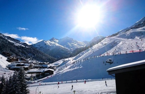 Meribel-Mottaret Apartment | Full Sun Residence - VIEW ON PISTES, HIGH LABEL