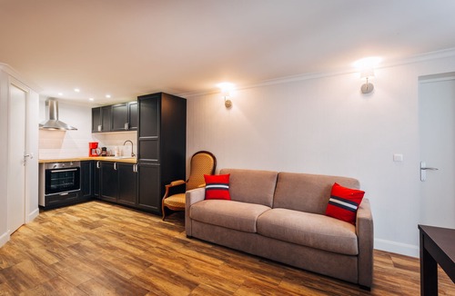 Saint-Merri Apartment | Fully equipped new 2BR 2BA one BR/BA individual entrance