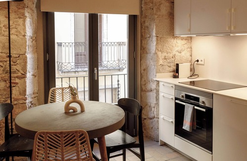 Salt Apartment | Fully Equipped One-Bedroom Apartment with original stone walls.