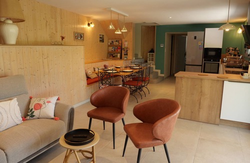 Saint-Etienne-de-Fontbellon House | Fully renovated gîte in the heart of the South Ardèche countryside