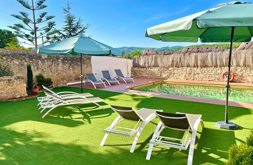 La Bisbal del Penedes Villa | Fully reformed former wineyard in Beautiful surrounding. Home of great standard