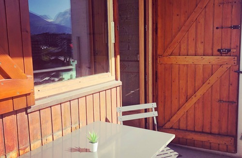 Les Almes Apartment | Fully renovated studio cabin for 2-4 people in Tignes le lac
