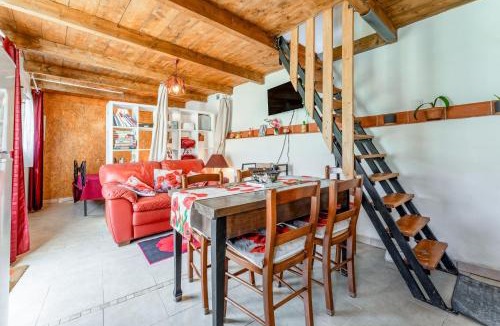 Saint-Sebastien-d'Aigrefeuille House | Gîte les Coquelicots
