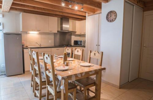 Albaret-Sainte-Marie House | Gîte à albaret