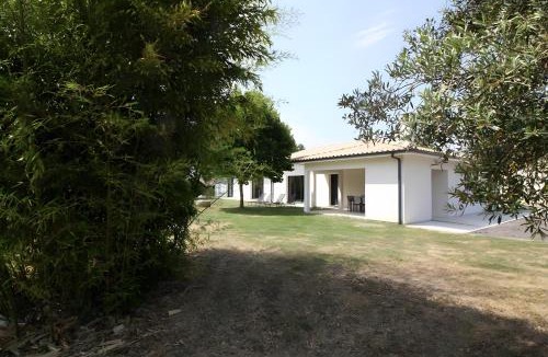 Yvrac House | Gîte Basmatho