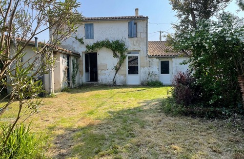 Jau-Dignac-et-Loirac House | Gîte de Caractère Entre Océan et Estuaire