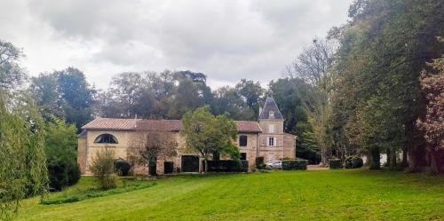 Camblanes-et-Meynac House | Gîte de charme à 15mn de Bordeaux Autonomie 100%