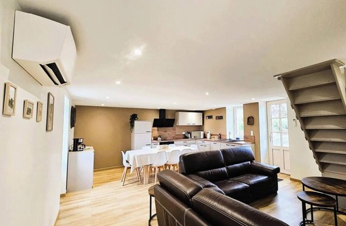 Marcillac-la-Croze Villa | Gîte de France (sleeps 6)