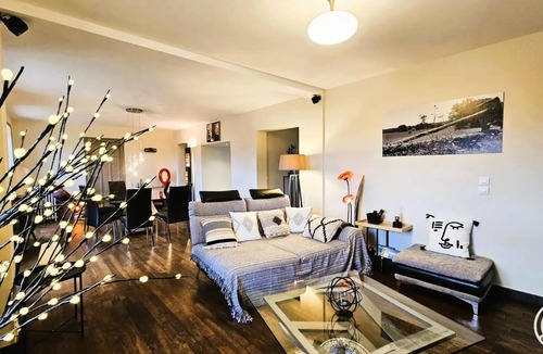 La Roche-Canillac Villa | Gîte de France (sleeps 6)