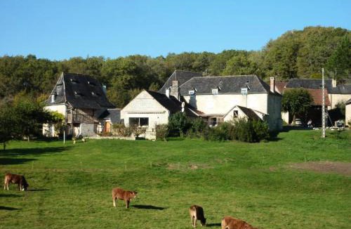 Turenne Apartment | Gîte de France A l'orée des bois 3 épis - Gîte de France 6 personnes MAE-9334