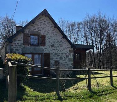 Bonnefond Apartment | Gîte de France Le fournil de paulette et guy 4 épis - Gîte de France 6 personnes MAE-0154