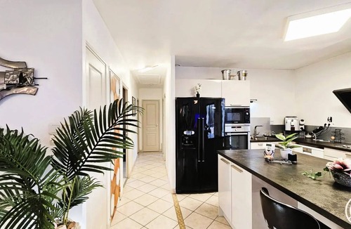 Meyssac Villa | Gîte de France (sleeps 6)