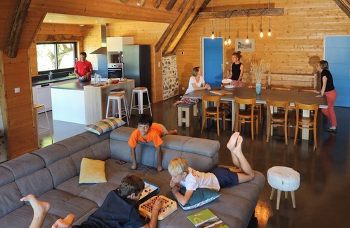 Paulhenc House | Gîte de Groupe 12 Personne