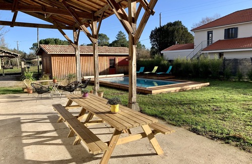 Salles House | Gîte de la Bleauaude, Classé 3 Avec Piscine à 20 Minutes du Bassin D'arcachon