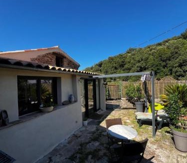 Rosis House | Gîte du Banissou Chez Papy