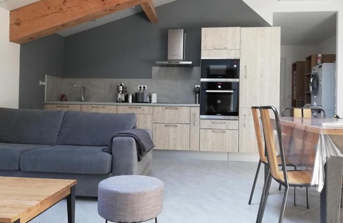 Sussargues Apartment | Gîte du Domaine Saint Jean De L'arbousier