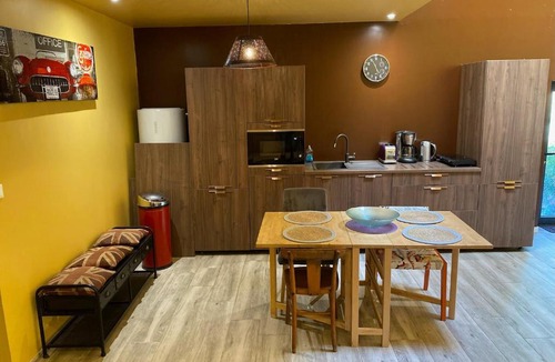 Saint-Yzans-de-Medoc Apartment | Gîte du Voyageur de la Maison Blanche 4p