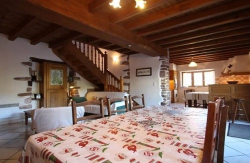 Saint-Etienne-de-Baigorry House | Gîte Elgartea arrière