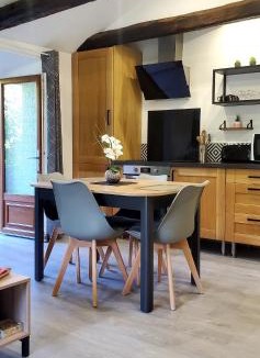 Saint-Privat-de-Vallongue House | Gîte en Cévennes 40 m2 - Tout confort, Climatisé et Vue sur la Vallée