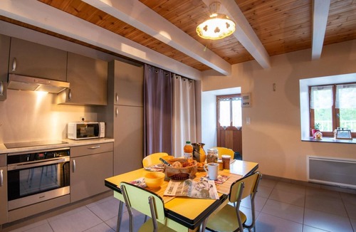 Banassac House | Gîte en Grès Rose 4/6 persons