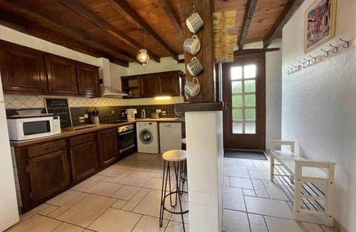 Saint-Etienne-de-Baigorry House | Gîte Irrintzina
