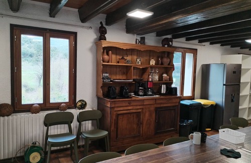 Saint-Andre-de-Majencoules Cottage | Gîte de groupe de la Source du Villaret (sleeps 25 - Great Hall)