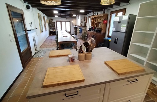 Saint-Andre-de-Majencoules Cottage | Gîte de groupe de la Source du Villaret (sleeps 25 - Great Hall)