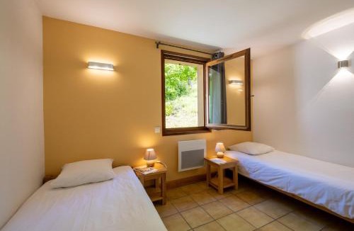 Saint-Rome-de-Dolan House | Gîte Gîte 4/6 pers. au Castel de la Peyre