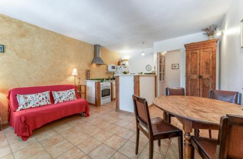 Entrechaux House | Gîte Genévrier