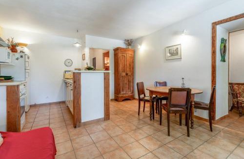 Entrechaux House | Gîte Genévrier