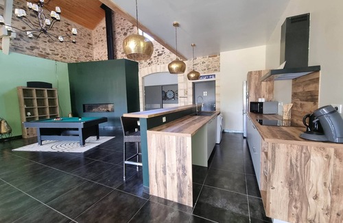 Champagnac-la-Riviere House | Gîte le Quai (8 people)