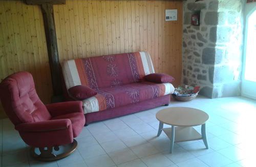 Saint-Mamet-la-Salvetat House | Gîte Le Rosier