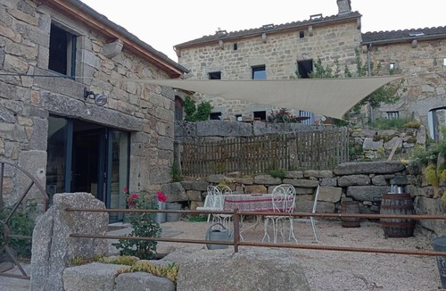 Les Laubies House | Gîte Lozère Bleue 4/5 persons