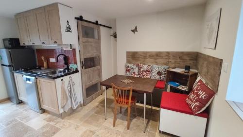 Le Bas Pranles House | Gîte Lydmalida cocon Ardéchois