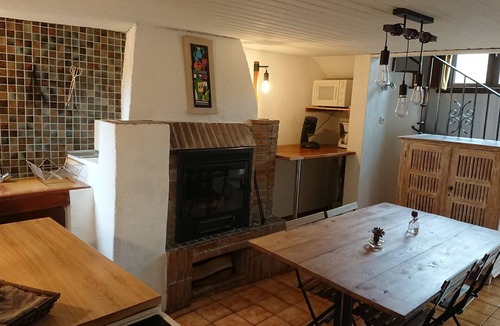 Tournon-sur-Rhone House | Gîte - nature, calm, hiking, tourism in Ardèche verte