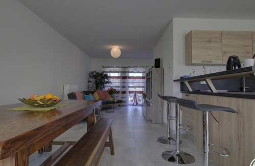 Peronnas House | Gîte Péronnas, 5 pièces, 12 personnes - FR-1-493-334
