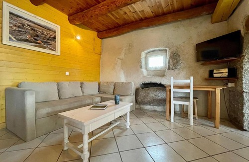 Alleyras House | Gîte rustique en famille dans les Gorges de l'Allier, nature et randonnées à proximité - FR-1-582-525