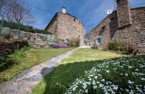 Laval-Atger House | Gîtes de france à tresbos