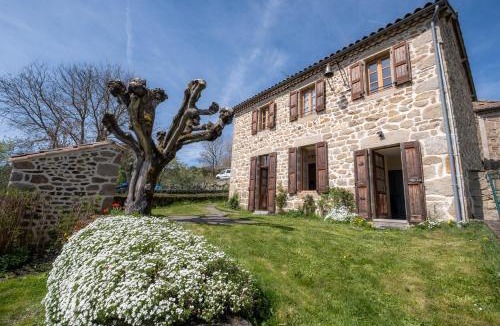 Laval-Atger House | Gîtes de france à tresbos