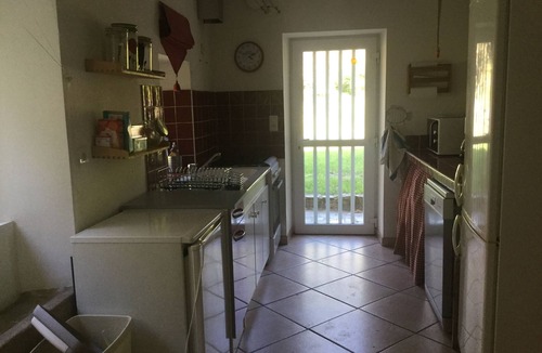 Montjaux House | Gîtes/Grande maison de famille à la campagne très calme 20 Pers, 8 chamb, 3 SdB