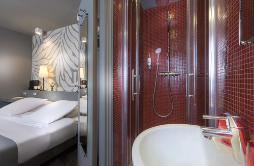 11th Arrondissement Hotel | Gardette Park Hotel