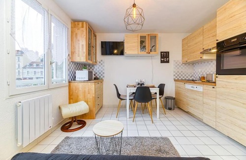 Quartier Chorier-Berriat Apartment | Gare Hypercentre - Wifi - Calme - Netflix