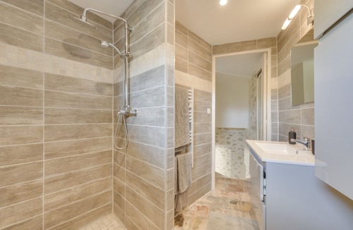 Boulbon House | Garrigue - Maison avec jardin proche Avignon