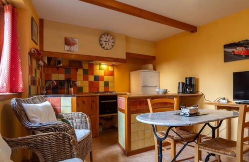Sainte-Enimie House | Gca065 - Gîte de France 2 Épis 2 Pers à Sauveterre