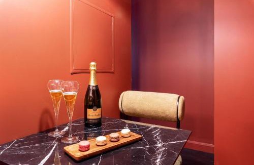 Villette Gare Apartment | Geisha Studio design, romantisme et parking