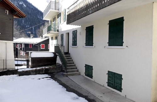 La Clusaz Apartment | GENTIANES 0 - Basic studio, village center and close to the slopes - Wi-Fi