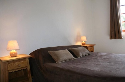 Guillaumes Hotel | Get Ready for Blissful Getaway! Steps away from Ski Lifts & Biking Trails